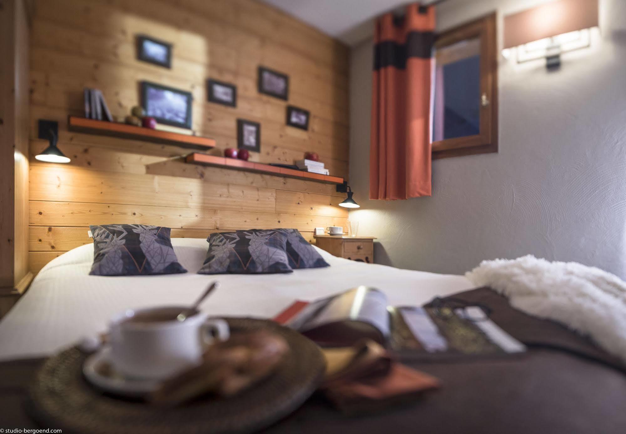 Chalets Montana Planton Тин Екстериор снимка