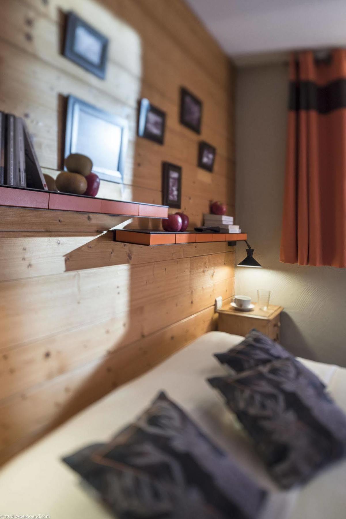 Chalets Montana Planton Тин Екстериор снимка
